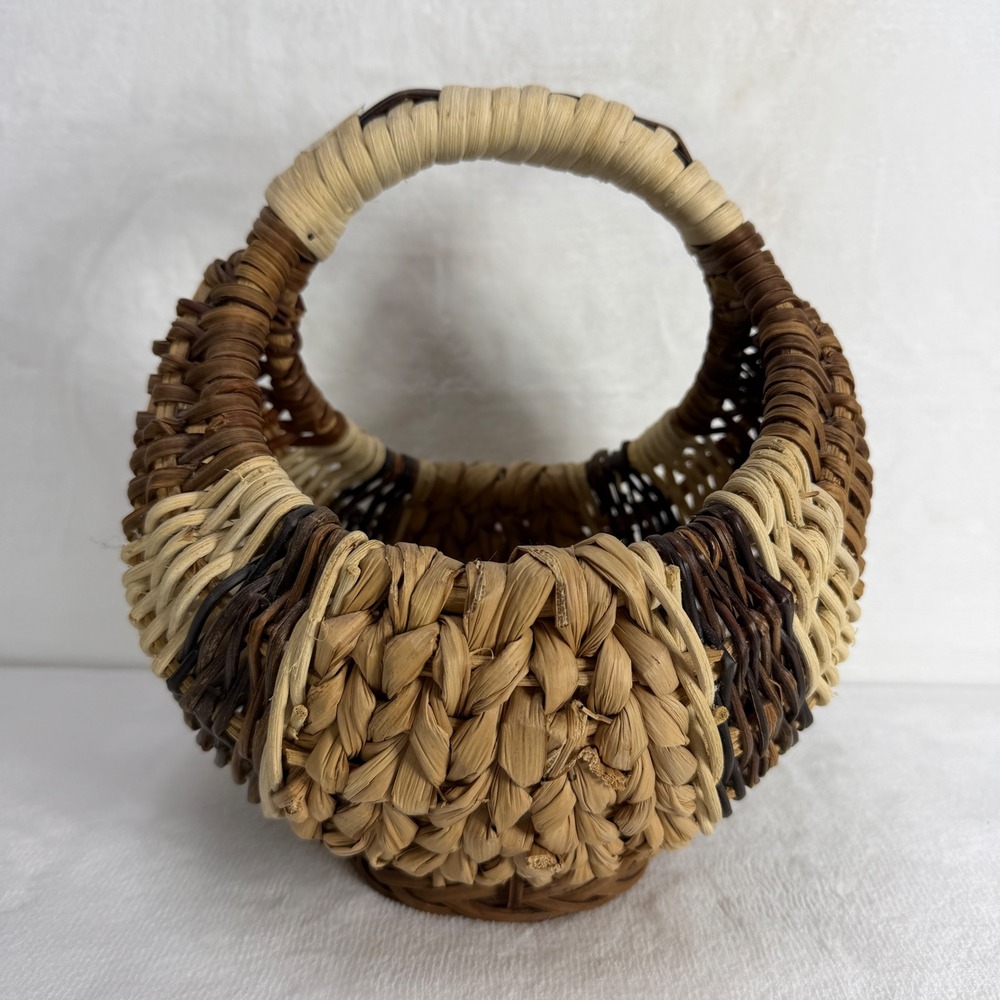 Handmade Tricolor Woven‎ Wicker Basket with Handle Rustic Brown Tan Decor